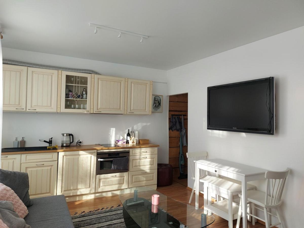Kesklinna Peatuspaik Tallinn Ngoại thất bức ảnh