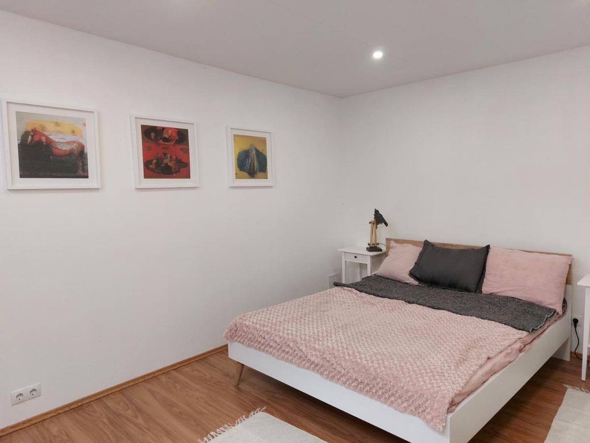 Kesklinna Peatuspaik Tallinn Ngoại thất bức ảnh